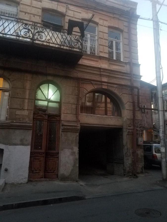12 Maksim Gorki Street Apartment Tbilisi Exterior foto