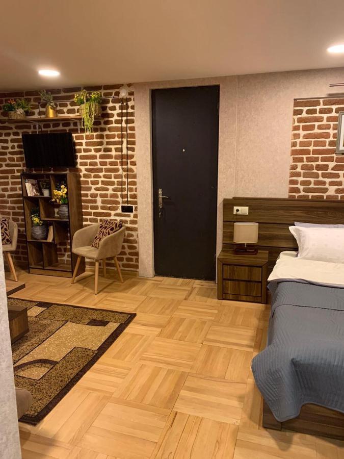 12 Maksim Gorki Street Apartment Tbilisi Exterior foto