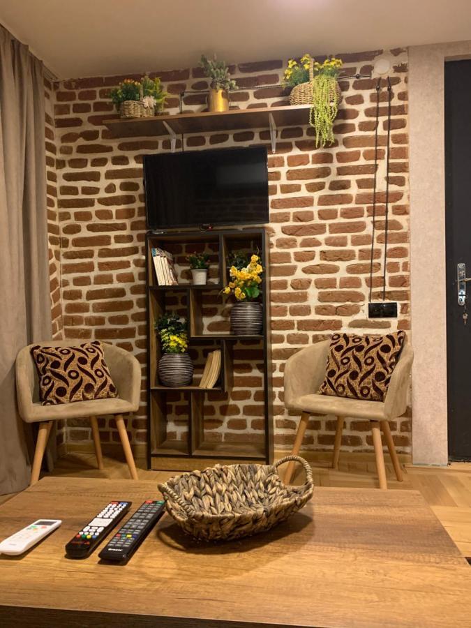 12 Maksim Gorki Street Apartment Tbilisi Exterior foto